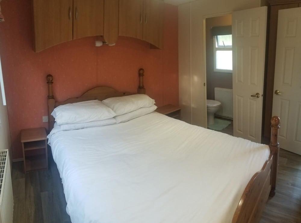 Hawthorn Cottages B&B