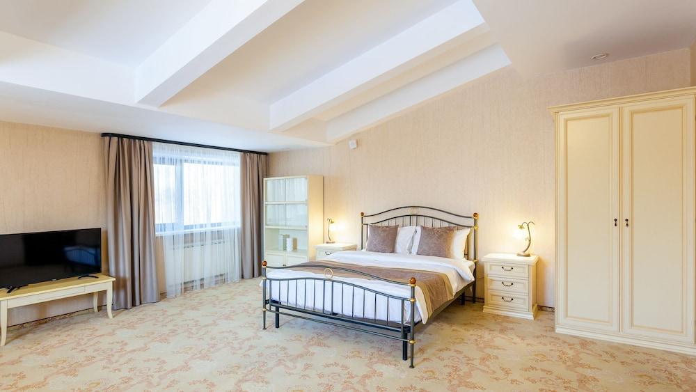 Sosnovy Bor Park-Hotel