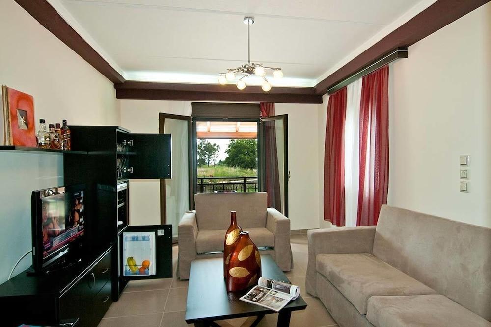 Riviera Perdika Hotel