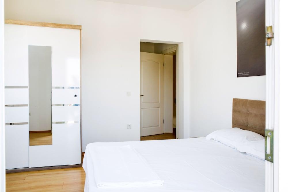 Important Group Villa BD463 4 Bedrooms