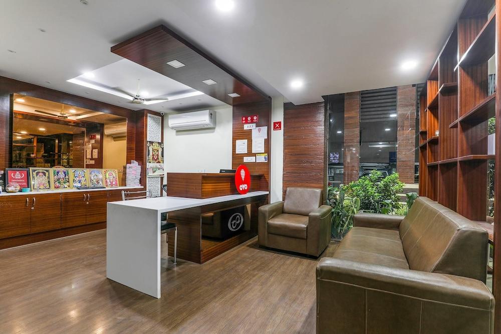 OYO 9053 Capital Residency