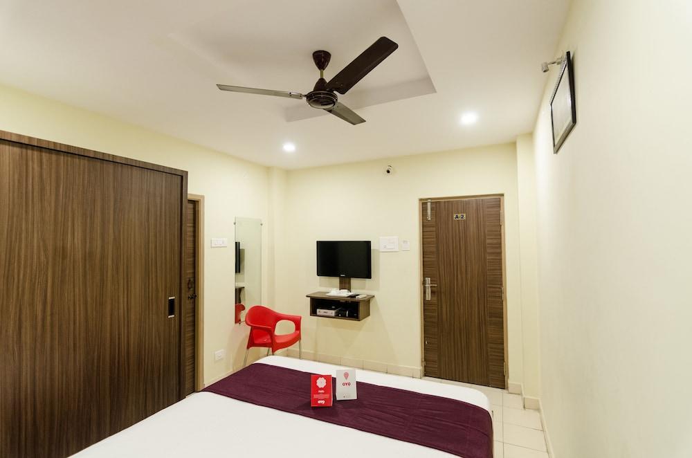 OYO 8671 Sri Krishna Residency