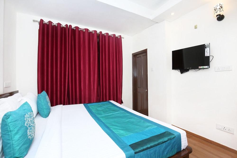 OYO 11095 Hotel Sai Stay Inn