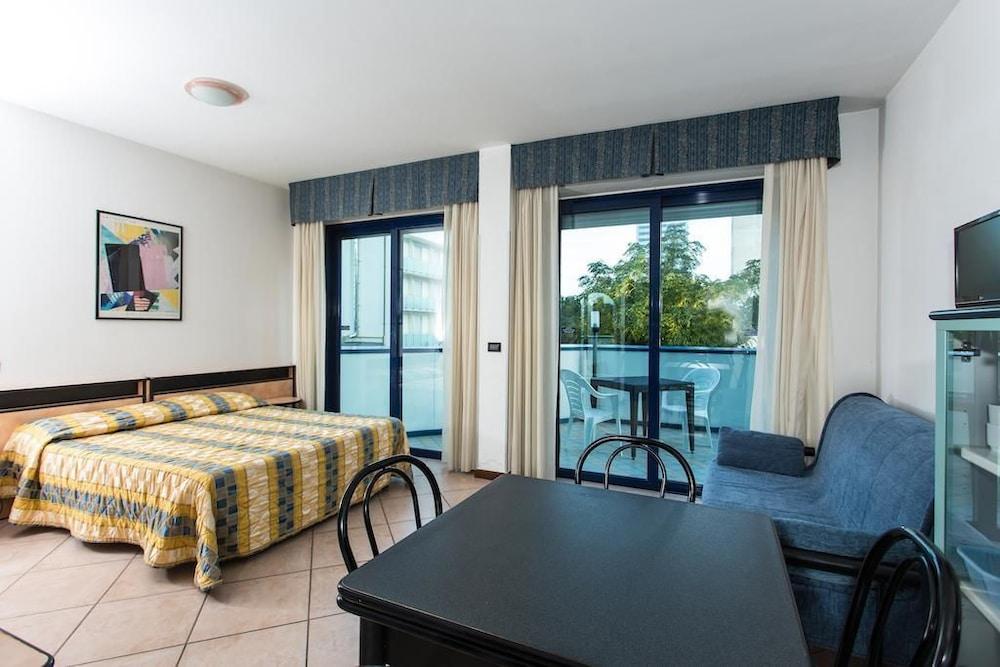 Lido Hotel Residence