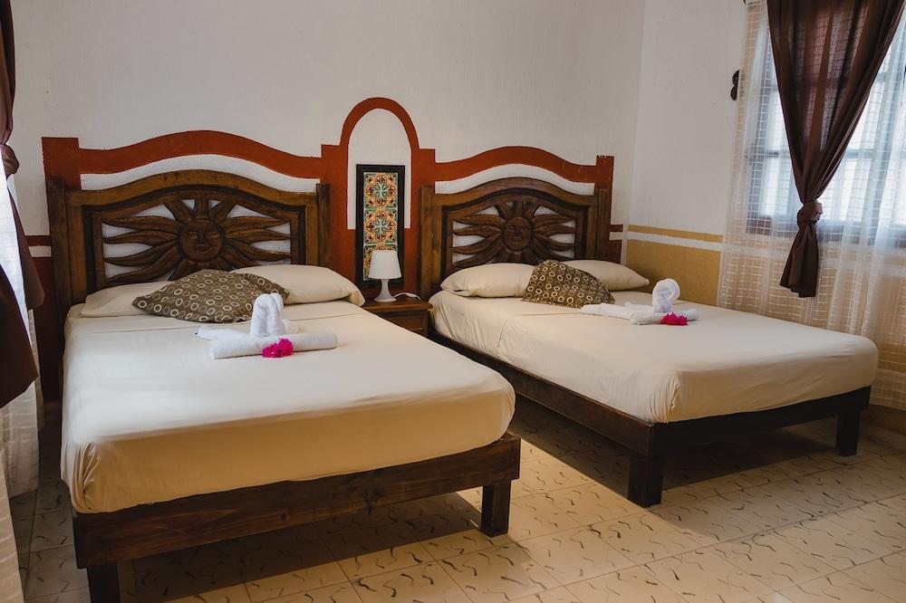 Beachfront Groundfloor Hacienda del Cuyo