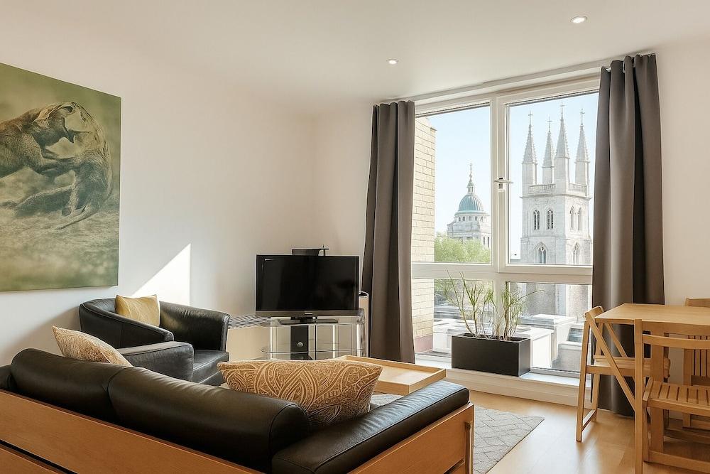 Still Life St. Paul's Executive