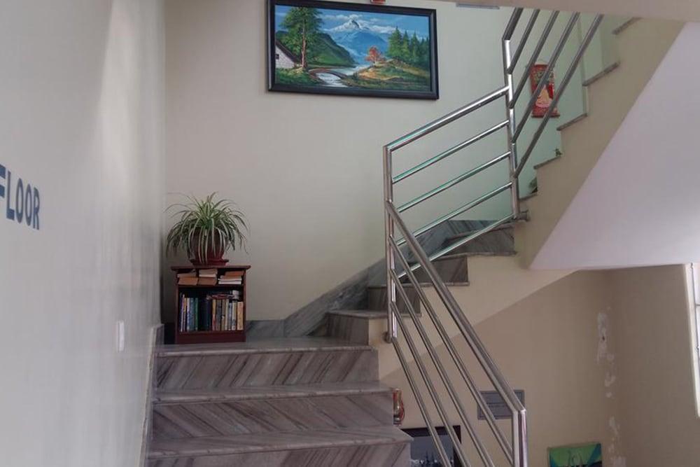 Hotel Bhadrakali Pokhara Inn