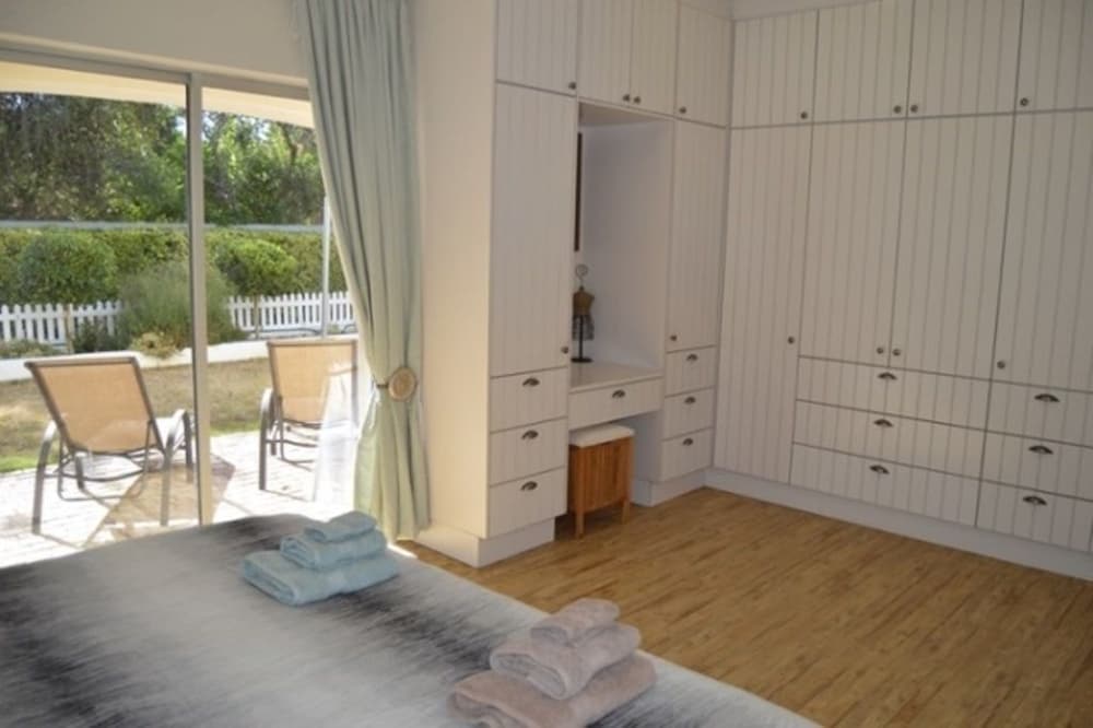 African Palm Cottage