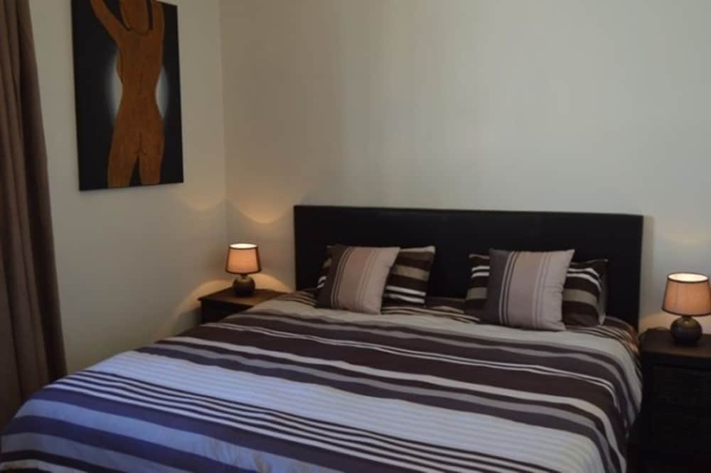 African Palm Cottage