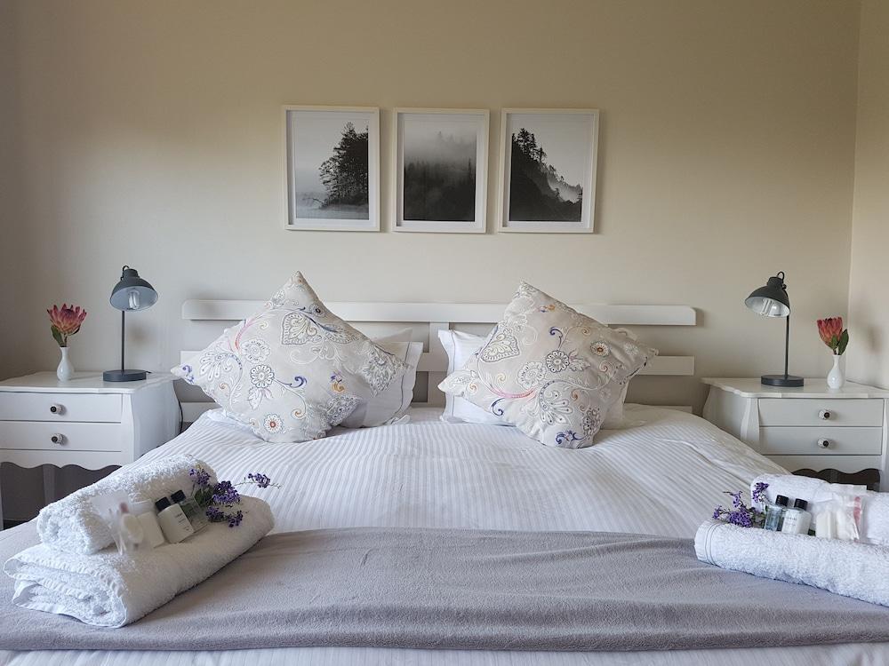 Valley Heights Guest House B&B