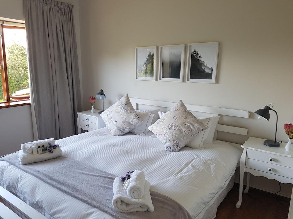 Valley Heights Guest House B&B