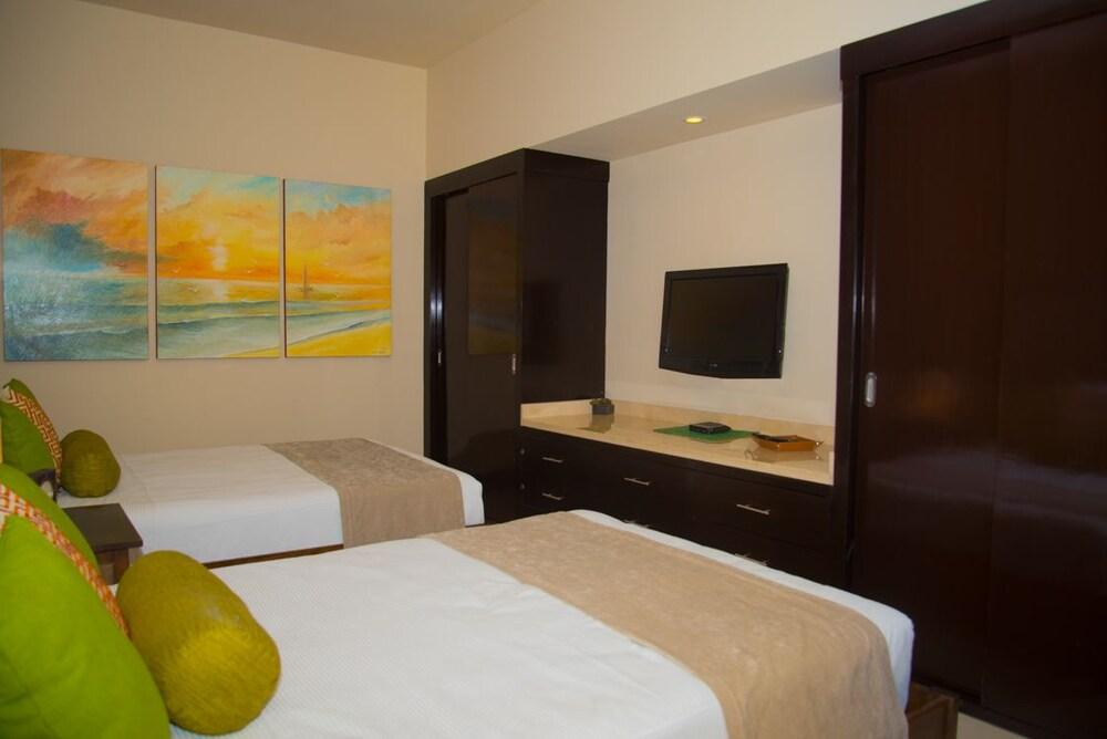 Aldea Thai 312 by PRP