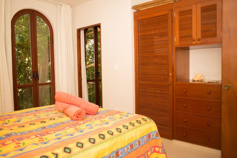 Coccinella 301B by PRP