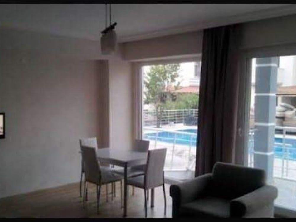 Fethiye Feridun Apart