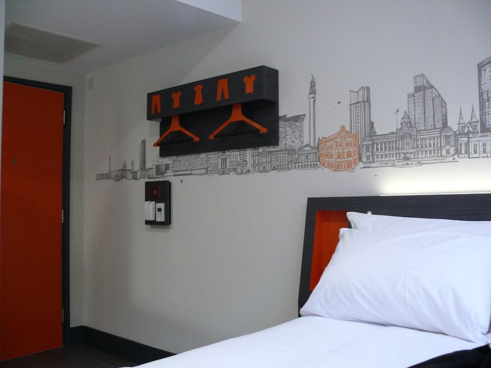 easyHotel Birmingham