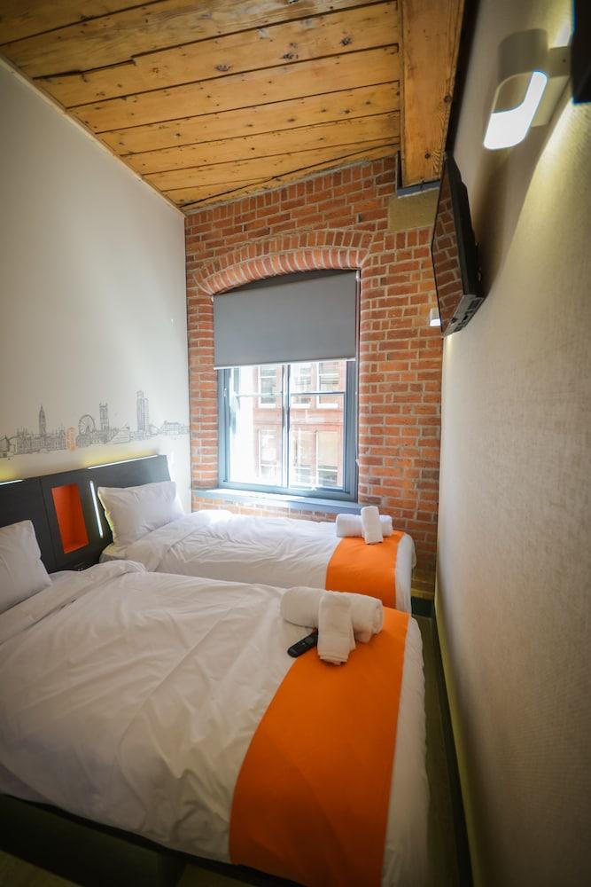 easyHotel Manchester