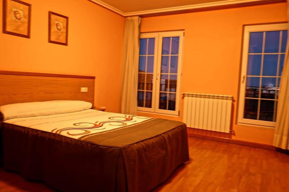 Hotel Reyes de León