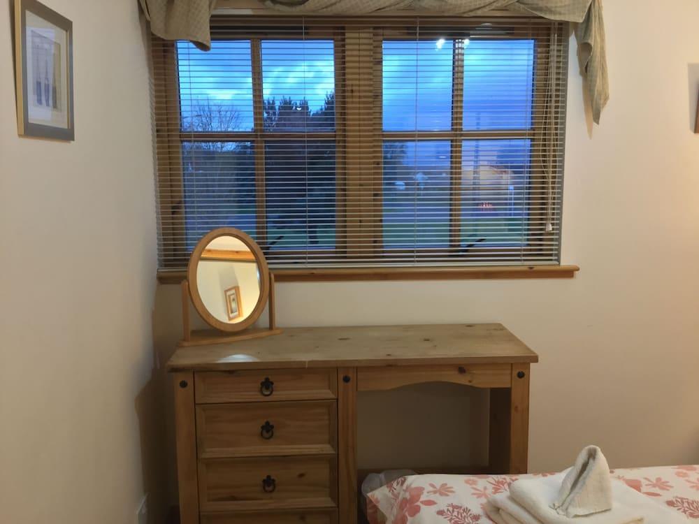 Inverness Apartments - Glen View