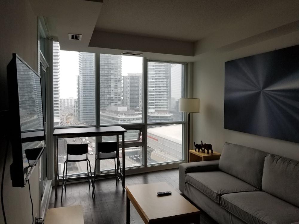 The Pinnacle Boutique Suites