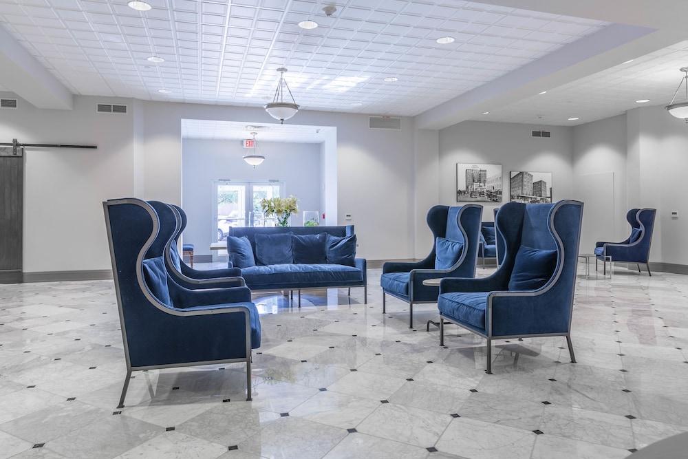 Pioneer Pocket Hotel