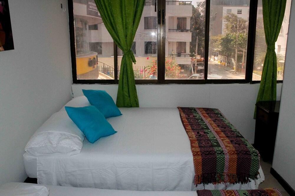 Apartamento con piscina by Vivetu