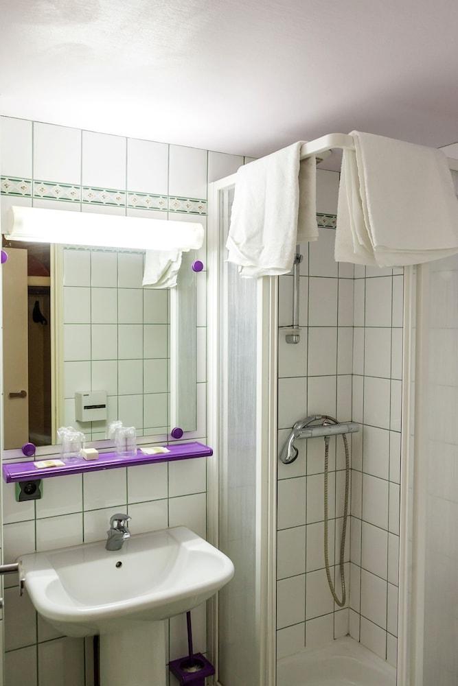 Logis Hotel Restaurant Croix Verte