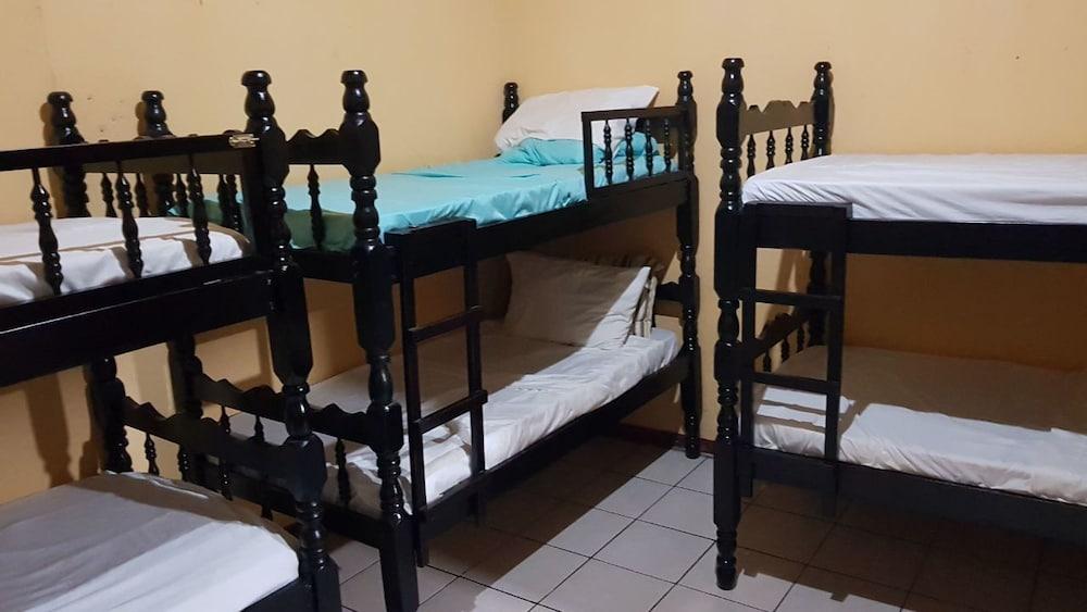 El Hotelito Antigua Center -Hostel