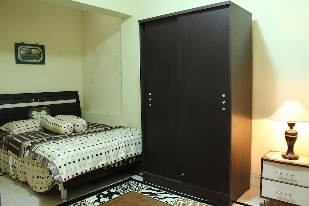 Marry Ind Vila & Guest House Gunung Kawi Malang