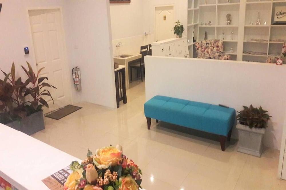 Surachet at 257 Boutique House