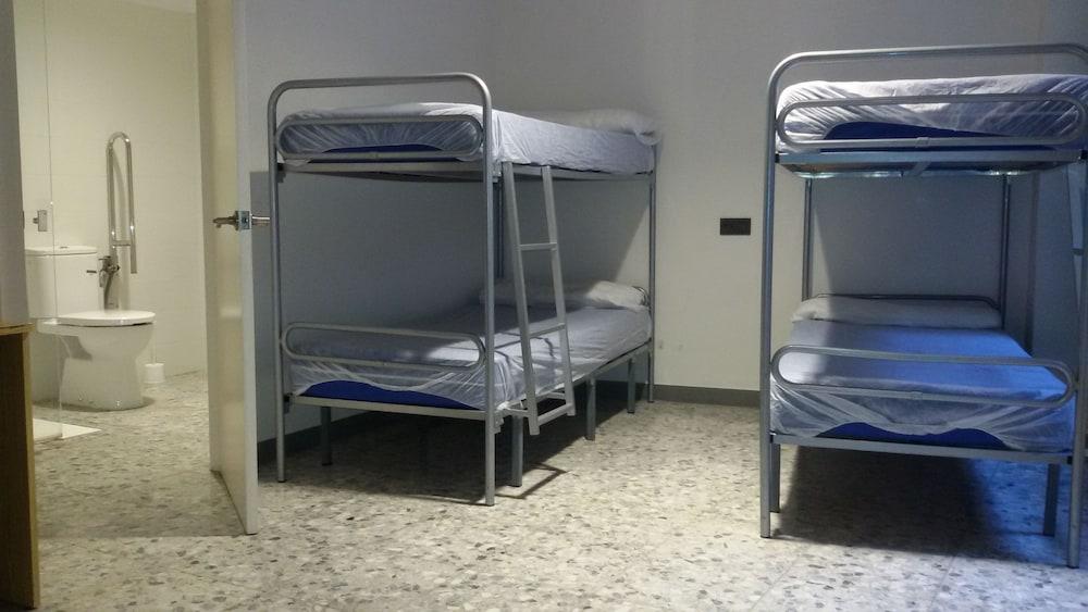 Albergue San Francisco de Asis - Hostel