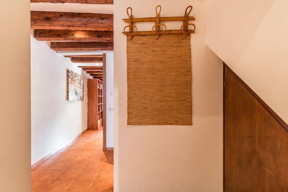 Venice Canal View Boutique Apartment