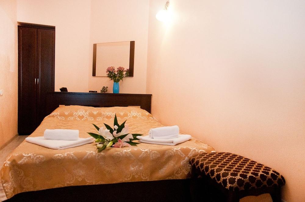 Mini Hotel Fontanka 38