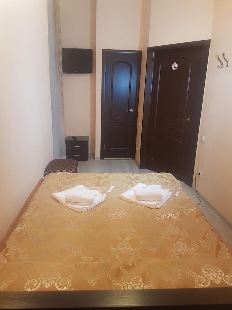 Mini Hotel Fontanka 38