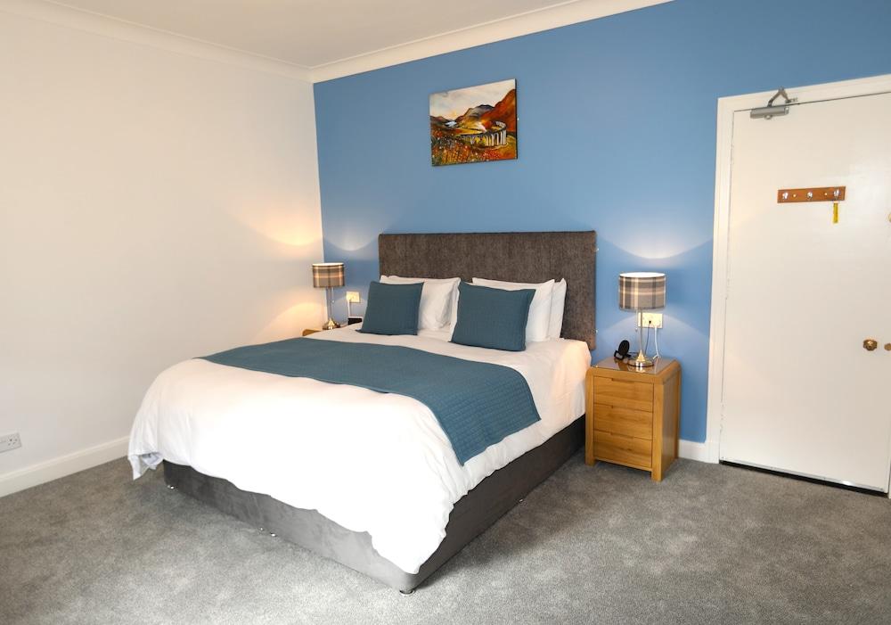 The Willows - Room Only Accommodation