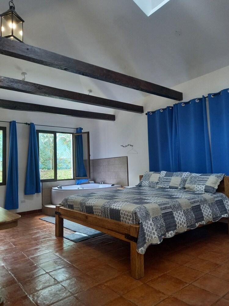 Vista Encantada Hotel & Spa