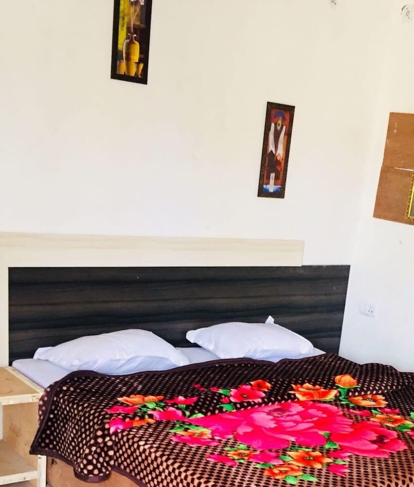 Kingfisher Aravali Resort