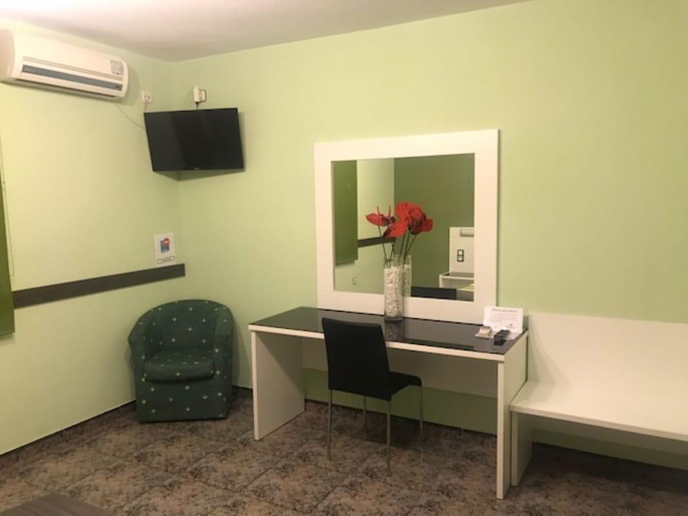 La Hacienda Del Casar