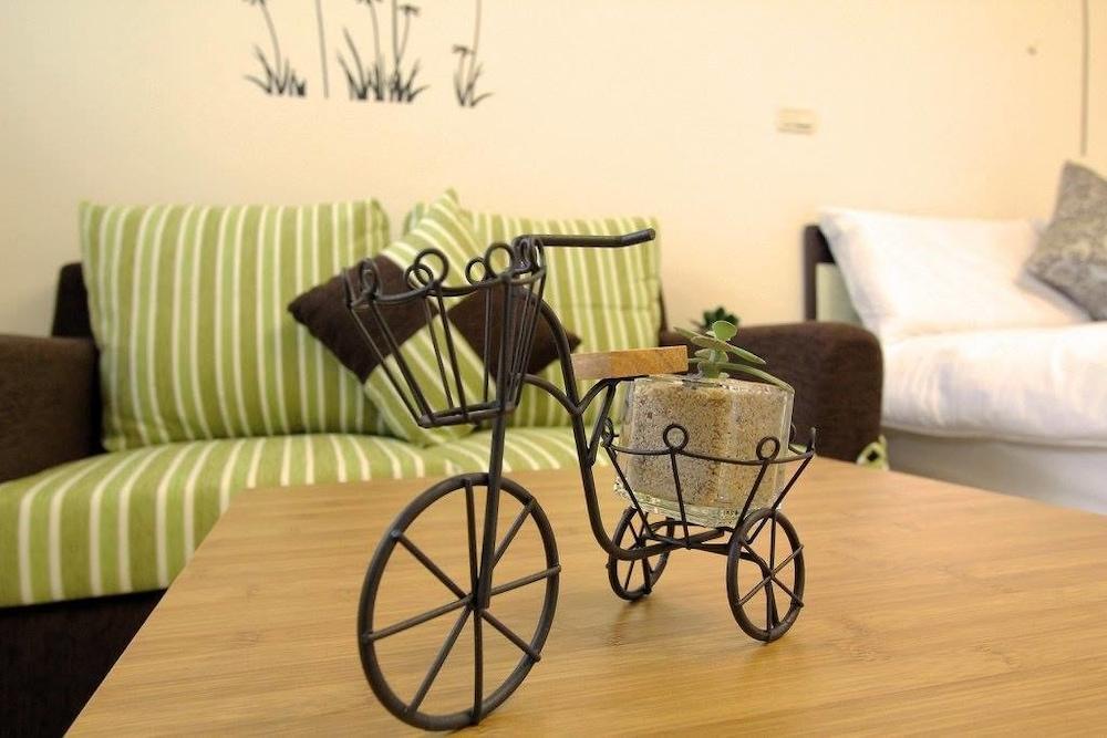 The Green Mile Field B&B