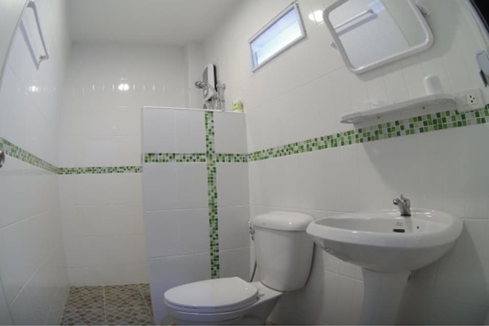 Maerim Whale Park Resort