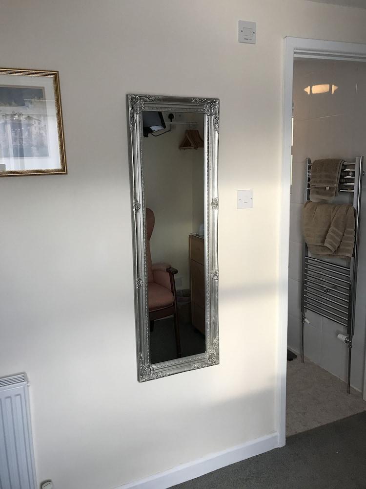 Meadowbrook Cottage B&B