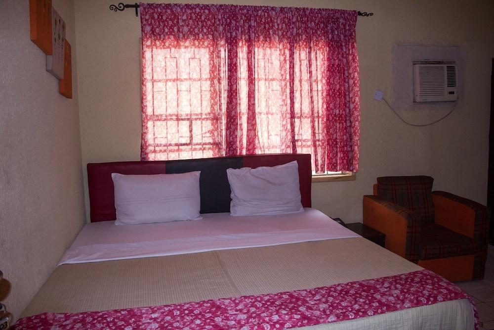 Airport Budget Hotel