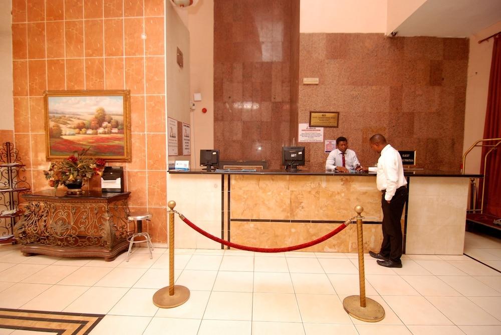 Alexis Hotel & Conference Centre