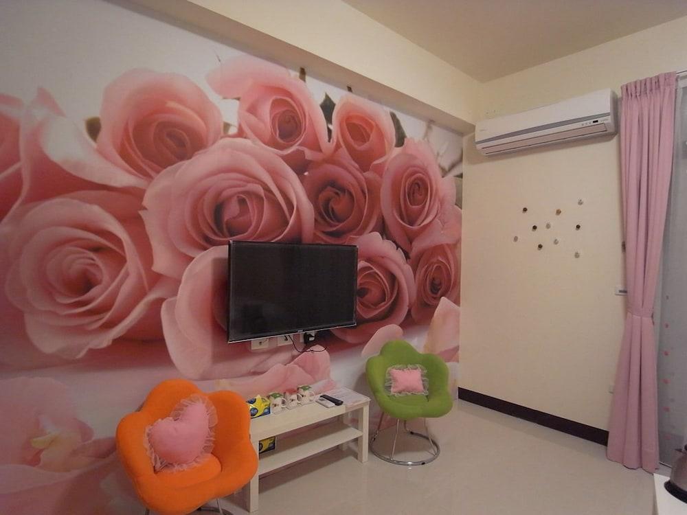 Oman Is Very Happy B&B