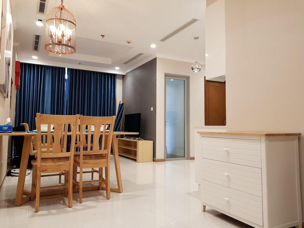 Cherry Vinhomes Central Park