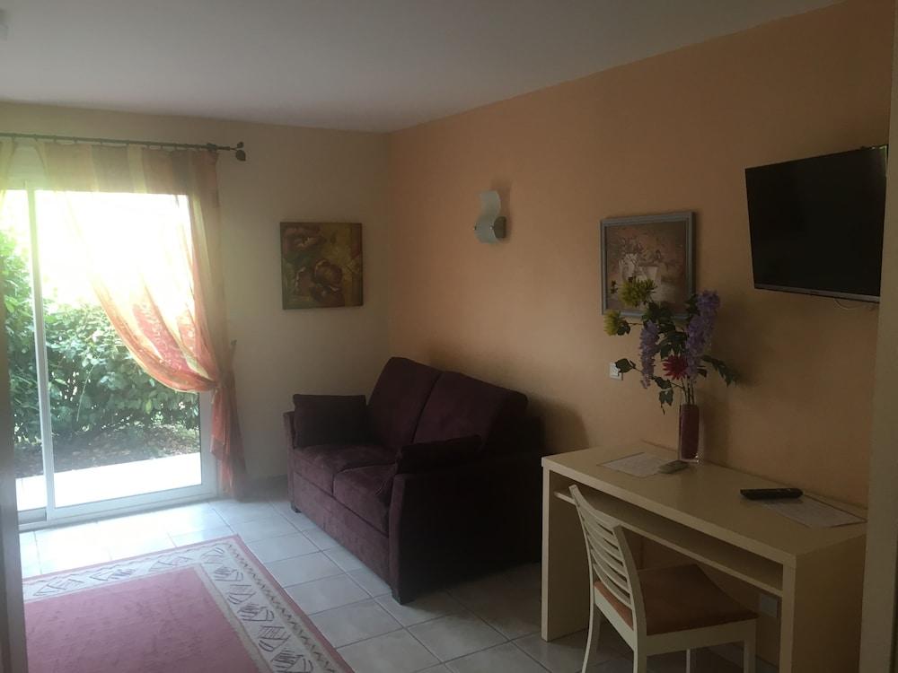 Chambres d'Hôtes La Coloniale