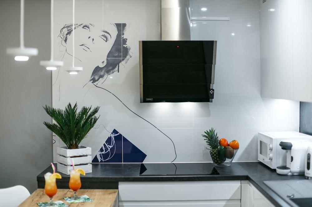 New Wave Apartment Tropical