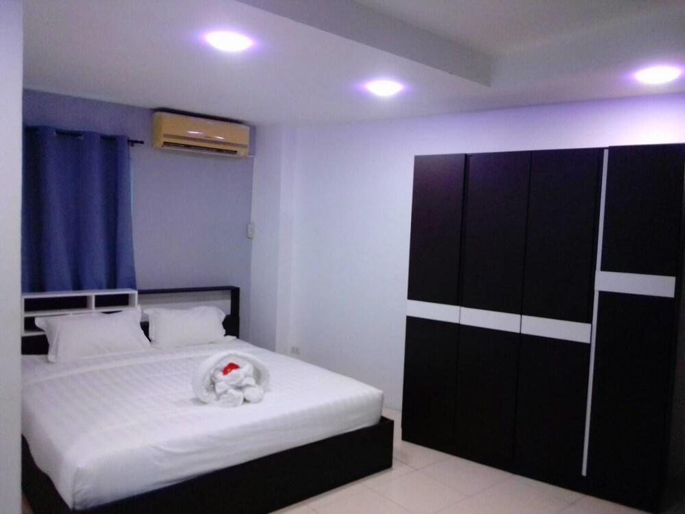 C&C Residence Bistro Restaurant