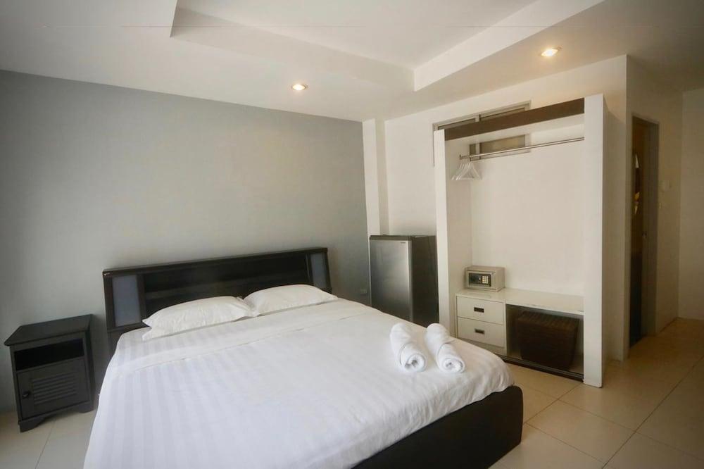 C&C Residence Bistro Restaurant