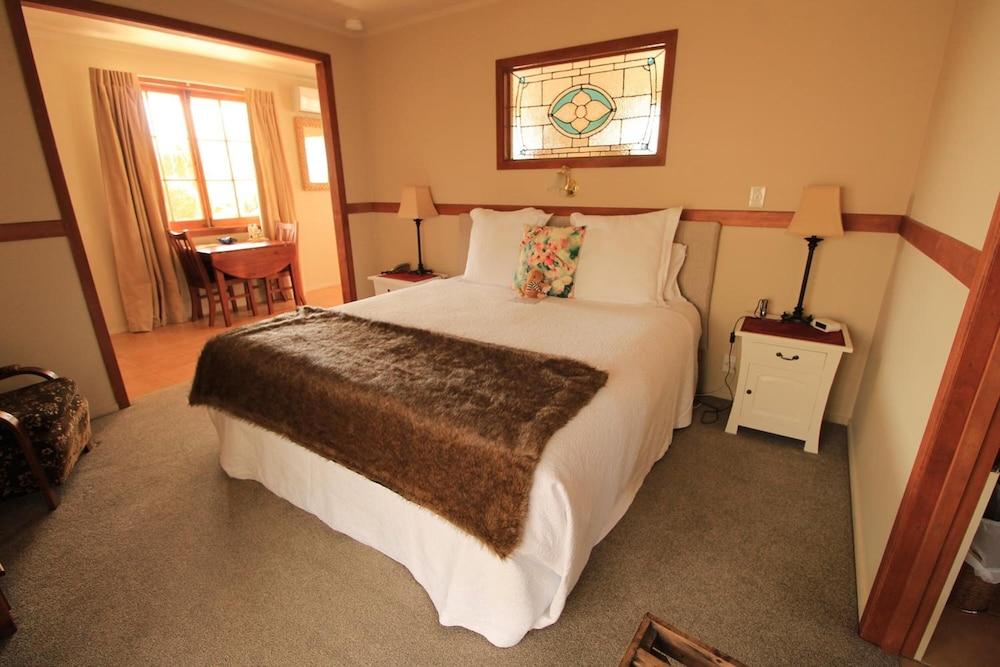 Waipoua Lodge