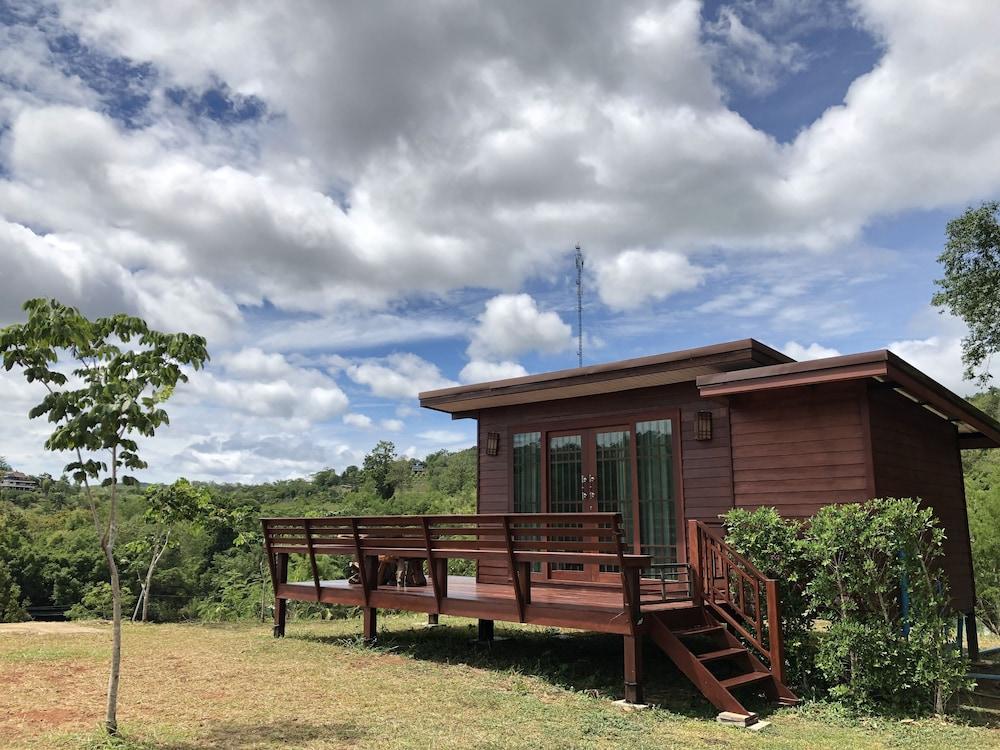 Silathong Coffee and Flower